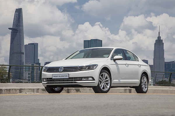 /Uploaded/khds.1cdn.vn/2018/09/16/vw-passat-bluemotion.jpg