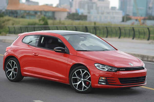 /Uploaded/khds.1cdn.vn/2018/09/16/vw-scirocco-gts.jpg