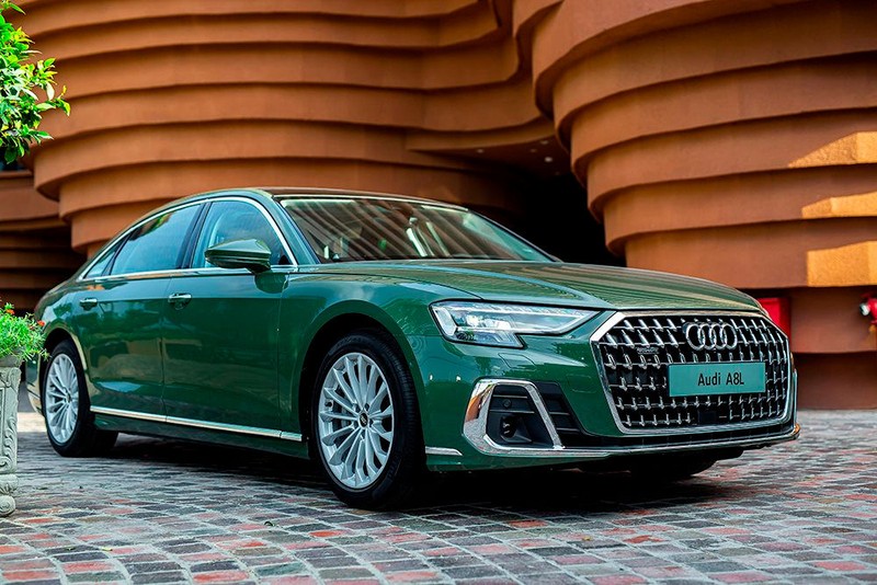 audi-a8l-1.jpg