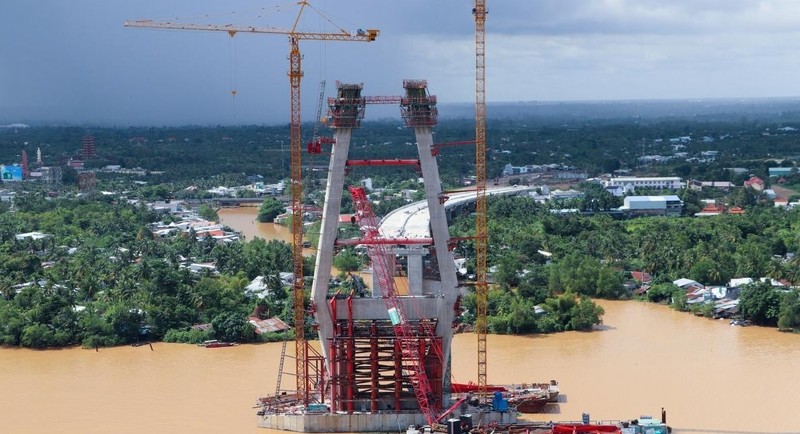View - 	Soi tiến độ Cầu Mỹ Thuận 2 sau 30 tháng thi công
