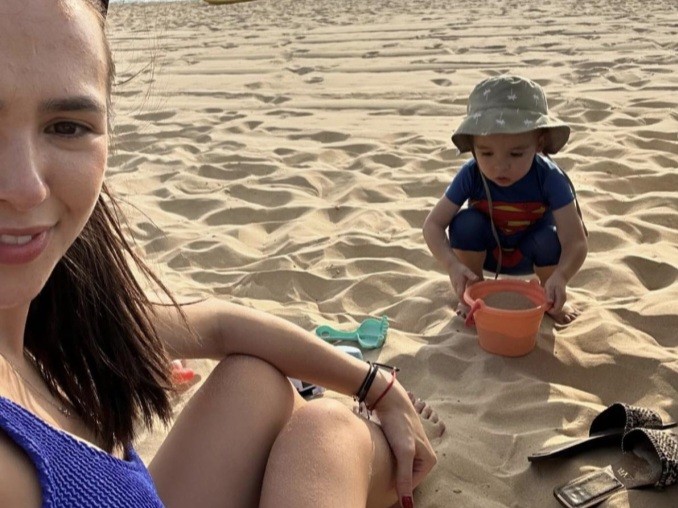 View - 	Vợ thủ môn Filip Nguyễn diện bikini nhan sắc mẹ một con ngọt ngào