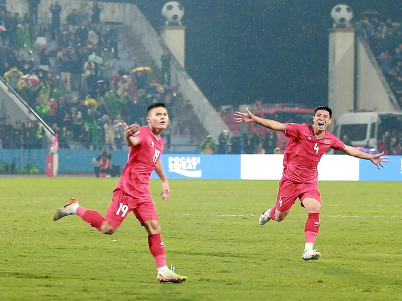 Thang toi thieu Indonesia, DT Viet Nam tu tin dung dau bang AFF Cup-Hinh-10