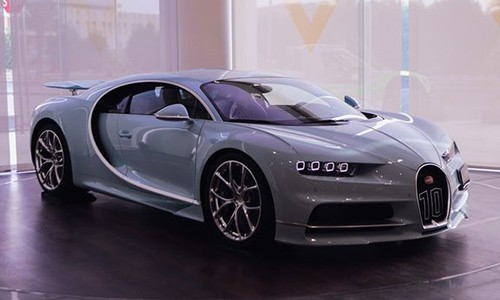 Tân Vương Tốc độ Bugatti Chiron Vainqueur De Coeur Hàng độc 8463