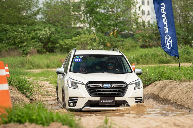 View - 	Cùng Subaru off-road 10 dạng địa hình khó ngay tại thủ đô Hà Nội