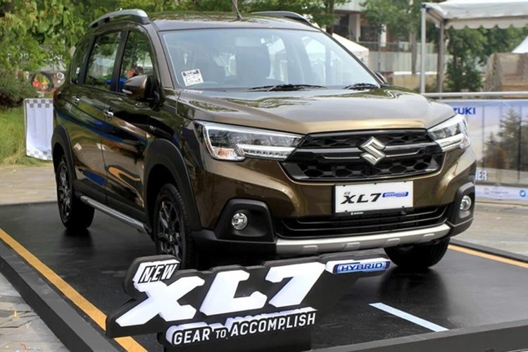 Suzuki XL7 Hybrid 2024 tu 448 trieu dong tai Indonesia da ve Viet Nam