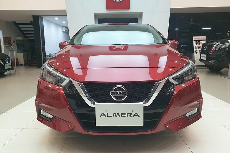 View - 	Nissan Almera đang giảm tới 120 triệu đồng, rẻ ngang Kia Morning