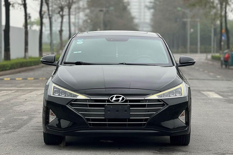 Co nen mua Hyundai Elantra chay 5 nam, duoi 500 trieu o Ha Noi?-Hinh-8