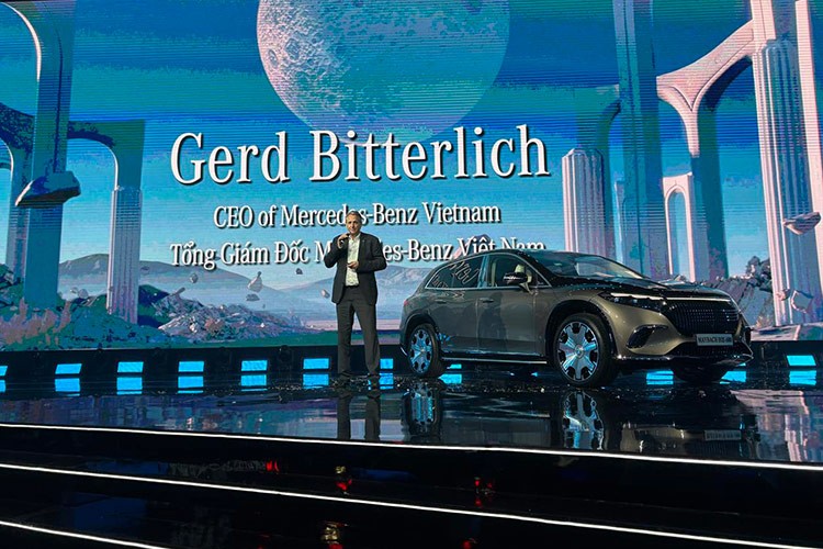 The Avantgarde 2024 dem dan Mercedes-Benz hon 150 ty den Ha Noi-Hinh-3