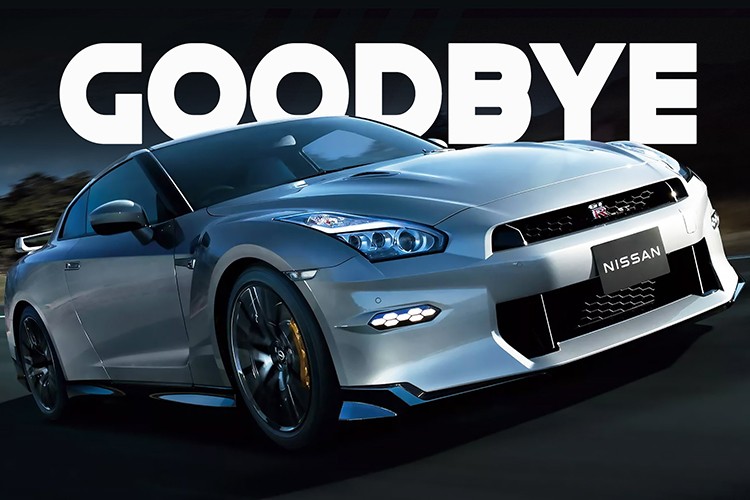 View - 	Nissan GT-R R35 - sát thủ siêu xe chính thức khai tử sau 18 năm