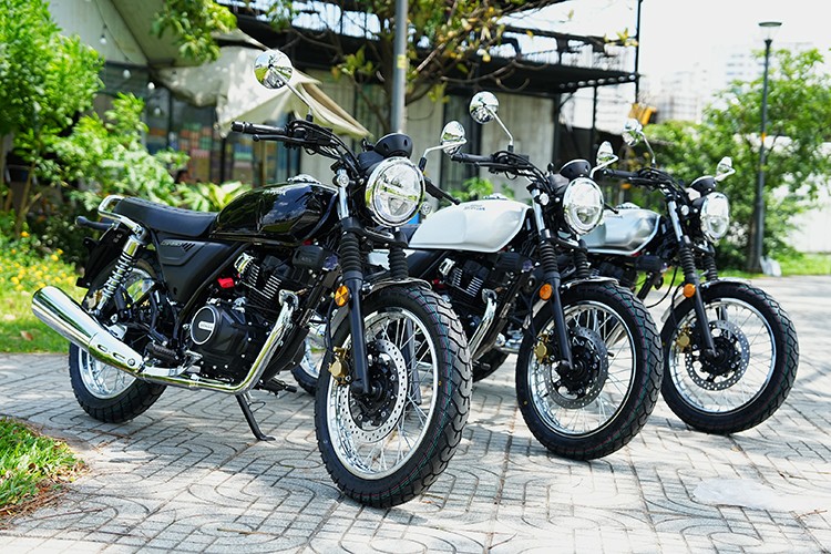 View - 	Cận cảnh Honda CGX150 hơn 70 triệu, đầu tiên về Việt Nam