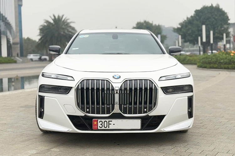 View - 	BMW 7-Series 2025 hồn 750Li 2010 rao bán 800 triệu tại Hà Nội