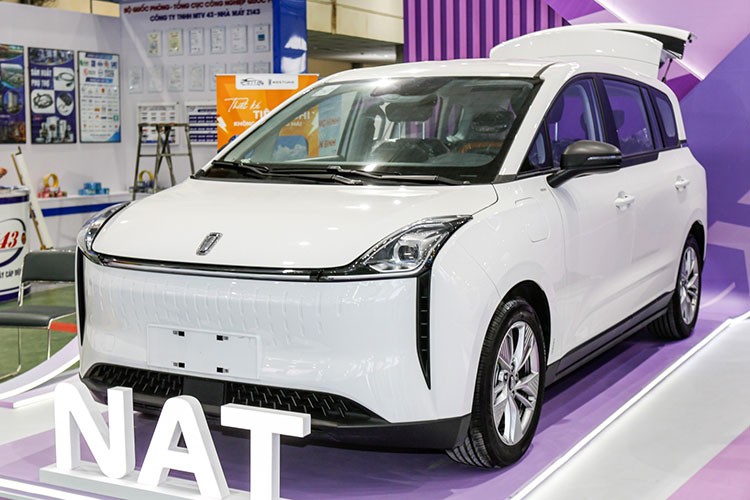 View - 	Soi Bestune NAT, MPV điện Trung Quốc giá 600 triệu tại Việt Nam