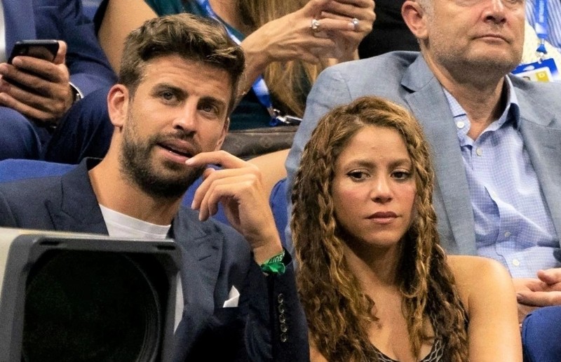 Pique phẫn nộ với Shakira