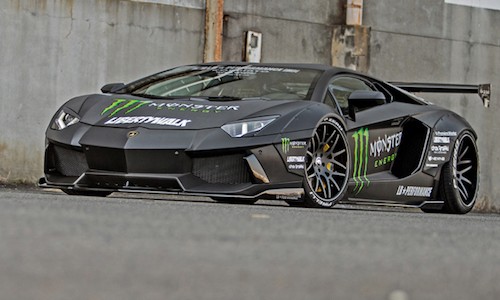 Lamborghini Aventador phong cách Monster Energy siêu độc