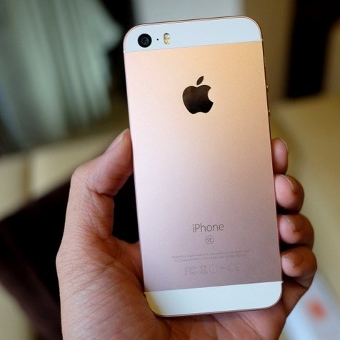 Xuất hiện iPhone 5, iPhone 5s độ vỏ iPhone SE hồng tại Việt Nam -  Fptshop.com.vn
