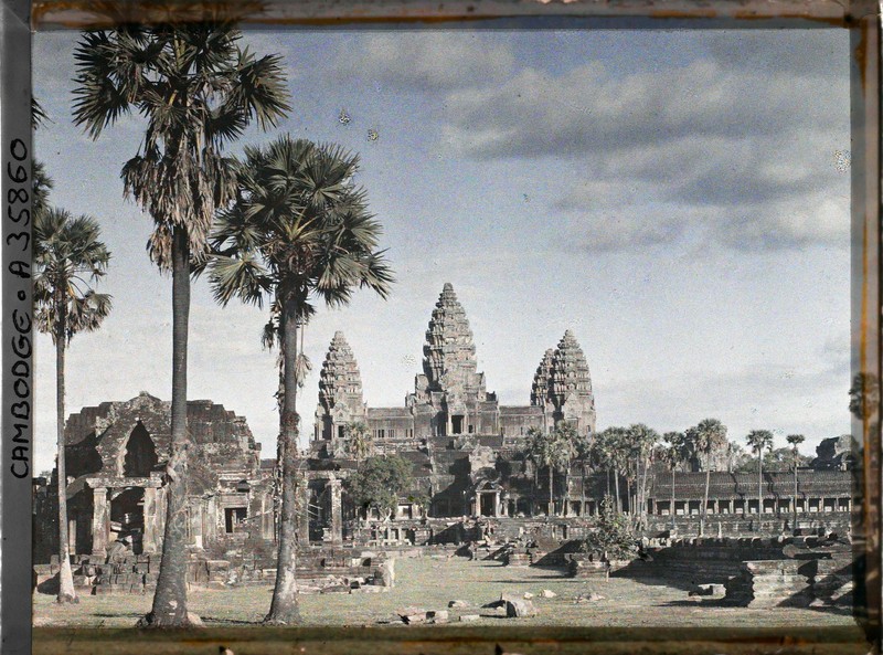 Du khách Việt khám phá Angkor kiến trúc phi thường không thể tả bằng lời