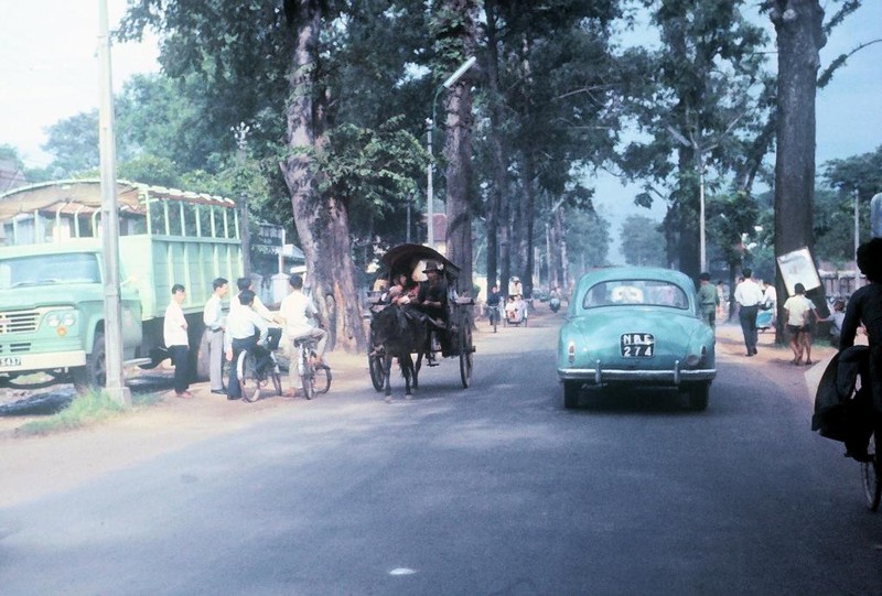 Loat anh thu vi ve giao thong o Sai Gon nam 1965