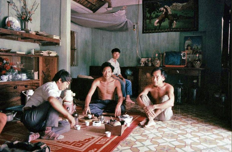 Loat anh de doi ve ngoai thanh Ha Noi nam 1991-Hinh-8