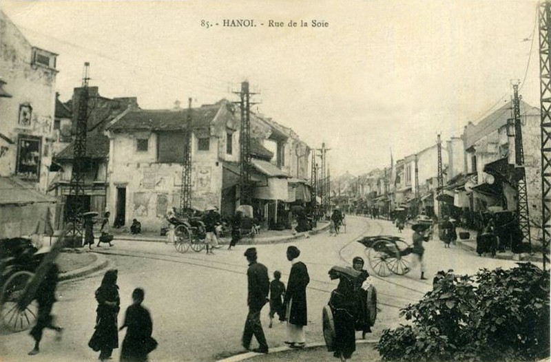 Anh cuc quy ve pho Hang Dao o Ha Noi tram nam truoc-Hinh-8