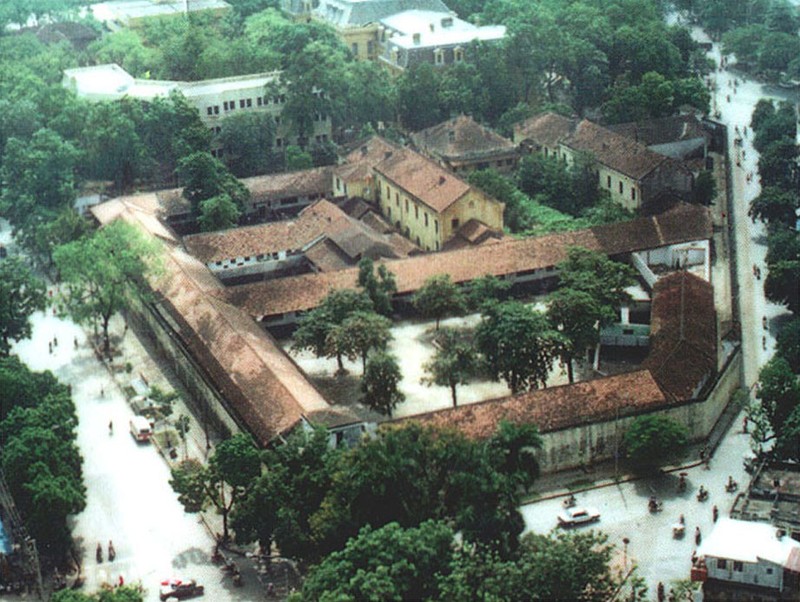 Nhung buc anh lich su dac biet ve nha tu Hoa Lo-Hinh-6