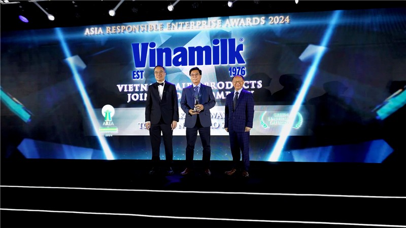 View - 	Vinamilk được vinh danh tại giải thưởng doanh nghiệp trách nhiệm 