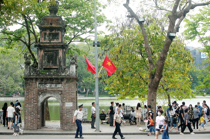 Nghi le Quoc khanh 2/9, di dau, choi gi o Ha Noi?