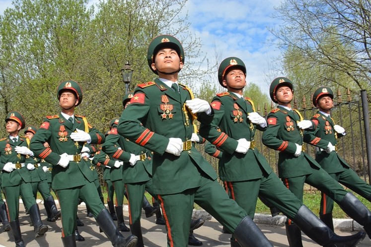 View - 	Đoàn Việt Nam tham gia duyệt binh ở Nga tập luyện buổi đầu tiên