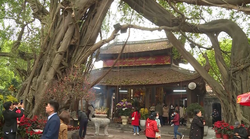 View - 	Bí ẩn đền Mẫu Ngôi đền linh thiêng bậc nhất ở Hưng Yên