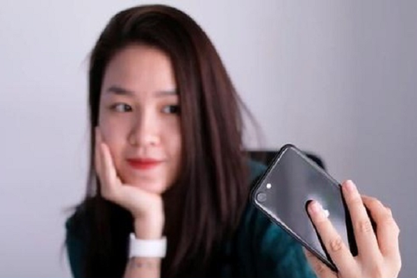 iPhone SE 2020 chính hãng giảm giá dù chưa lên kệ tại Việt Nam