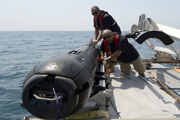 Robot Mỹ có thể lặn sâu 6.000m tóm gọn tàu ngầm đối phương?