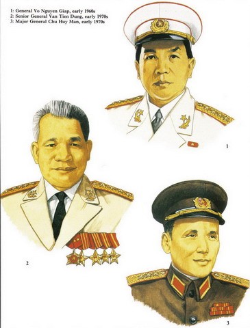Từ trên xuống: Đại Tướng Võ Nguyên Giáp, Thượng tướng Văn Tiến Dũng, Thiếu tướng Chu Huy Mân, thập niên 1960 - 1970.