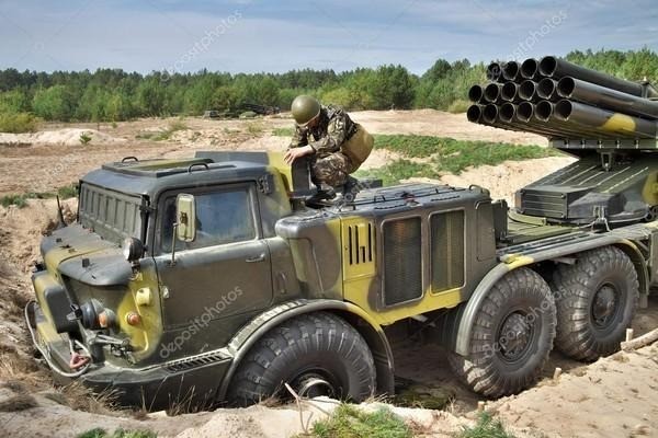 Chuyen gia Nga: Phao BM-27 Uragan thoi Lien Xo “vuot troi HIMARS Ukraine“-Hinh-5