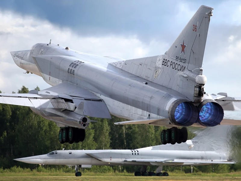 So phan nghiet nga cua Tu-22 Lien Xo trong qua khu-Hinh-4