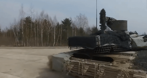Xe tang T-90M Nga la doi thu xung tam voi M1A1 Abrams My?-Hinh-28