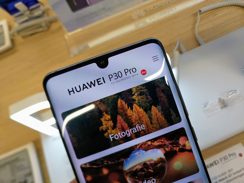 Huawei lai gay soc: Xac nhan tiep tuc su dung Android-Hinh-2