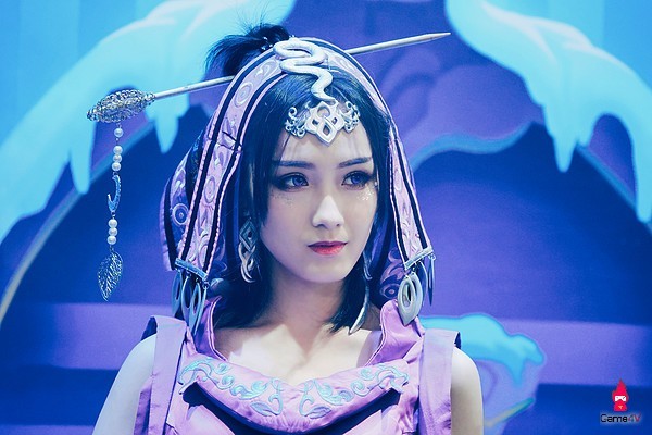 Mat dan show girl ho hang, trien lam ChinaJoy con gi?-Hinh-10