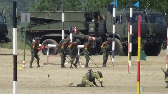 Chien thang ve vang cua Cong binh QDND Viet Nam tai Army Games 2019-Hinh-7