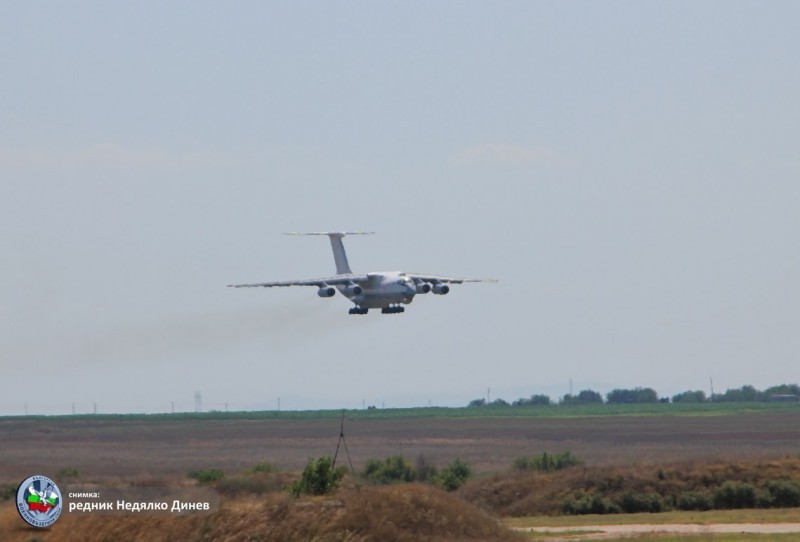 Co F-16V Block 70, Bulgaria van chi tien dai tu 