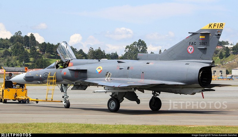 Bi phan doi mua Mirage 5, Pakistan xoay sang Kfir de doi dau An Do?-Hinh-16