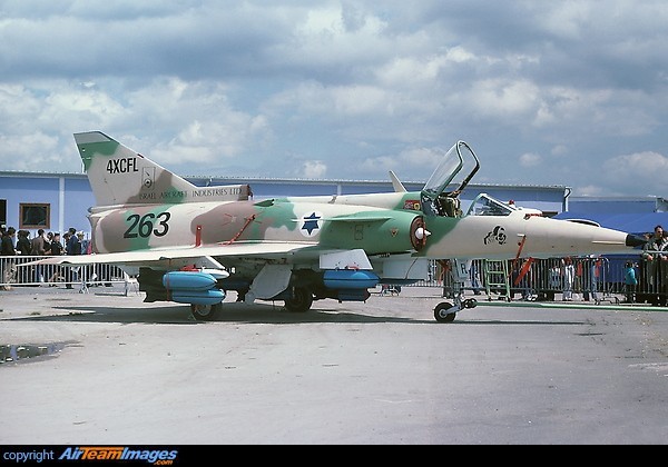 Bi phan doi mua Mirage 5, Pakistan xoay sang Kfir de doi dau An Do?-Hinh-6