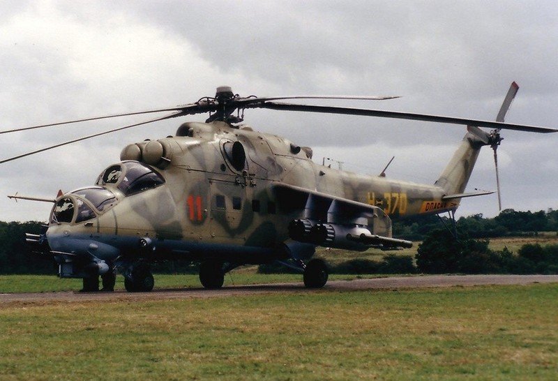 Bay qua thap, truc thang Mi-35 gay tan nan o Indonesia-Hinh-12