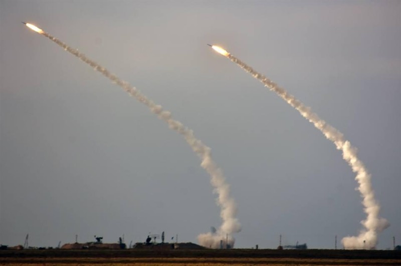 Ukraine lien tiep khai hoa S-300 va Buk-M1 sat Crimea lam gi?-Hinh-4