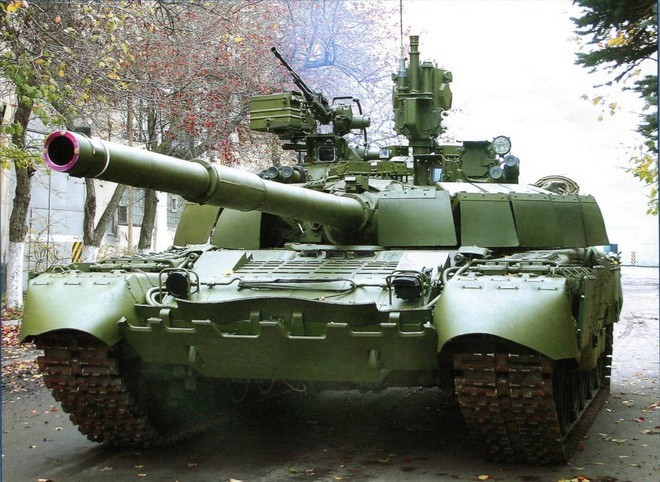 Nga co them xe tang T-80BVM nang cap cuc manh, NATO so tai mat?-Hinh-6