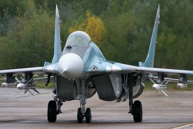 Khong quan Ukraine nhan lo tiem kich MiG-29 chuan NATO dau tien-Hinh-3