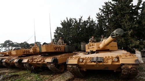 Xe tang Leopard 2A4 Tho kho song truoc ten lua cua Luc luong Dan chu Syria?-Hinh-2