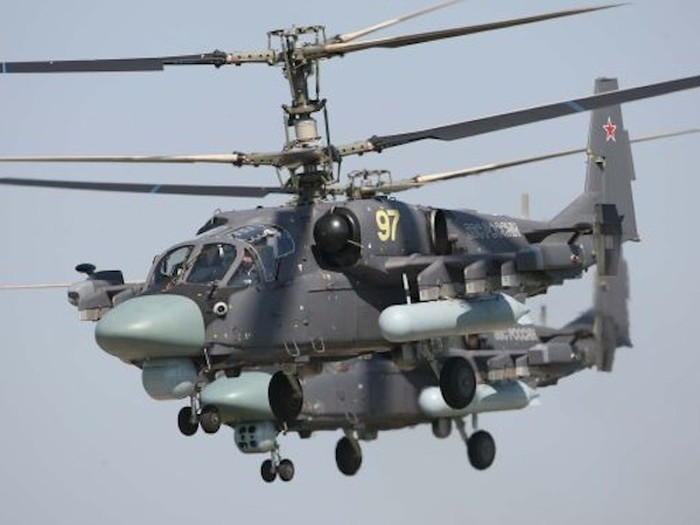 Tung quang cao rat hay, nay Nga lai che ong eo truc thang Ka-52K Katran-Hinh-11