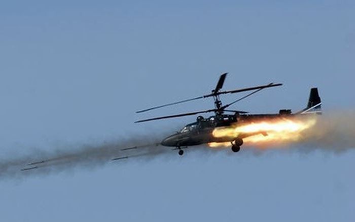 Tung quang cao rat hay, nay Nga lai che ong eo truc thang Ka-52K Katran-Hinh-12