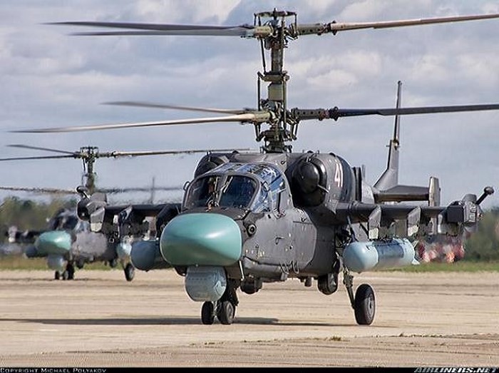 Tung quang cao rat hay, nay Nga lai che ong eo truc thang Ka-52K Katran-Hinh-15