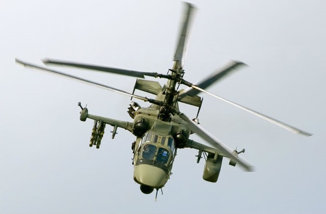 Tung quang cao rat hay, nay Nga lai che ong eo truc thang Ka-52K Katran-Hinh-6