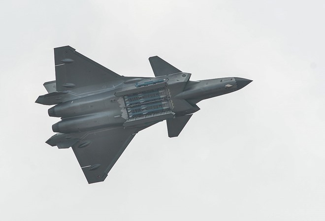 Tiem kich J-20 Trung Quoc dat hon F-35 My nhung van kem Su-57 Nga-Hinh-13